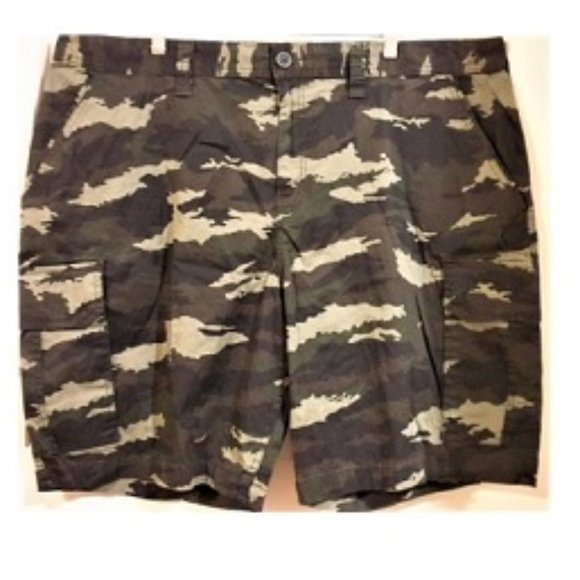 46 inch waist cargo shorts
